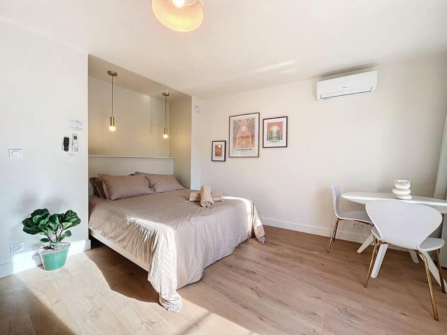 Charmant Appartement - Avec Balcon & Climatisation - Les Freres De La Loc' Marseille Exterior photo